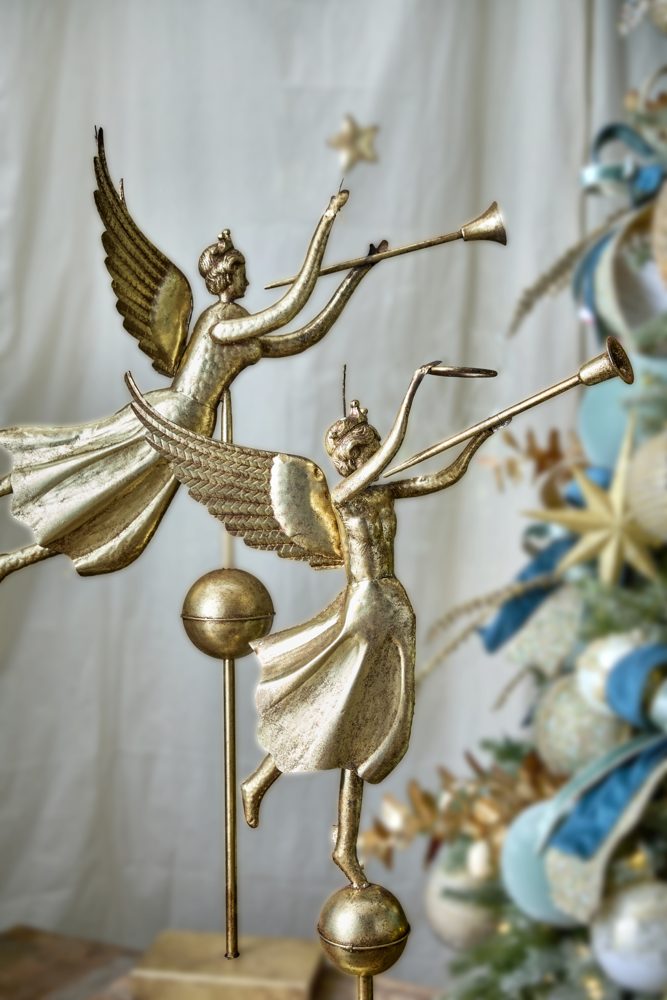 Gold trumpeting angel figures, Sapphire Sanctuary