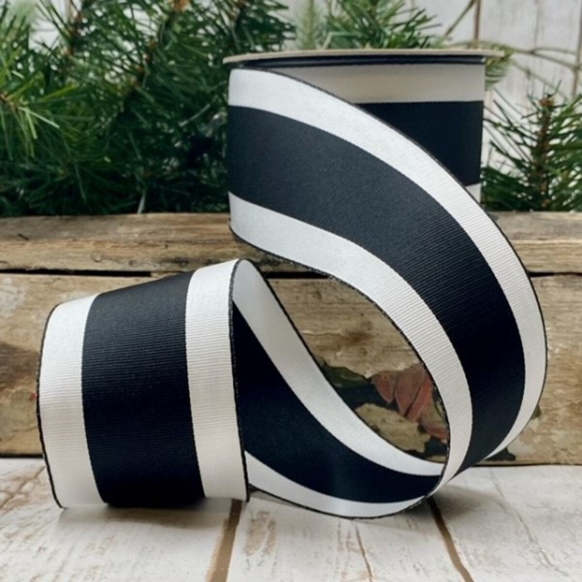 2.5" x 25yds Grosgrain Wide Center Stripe, Black/ White