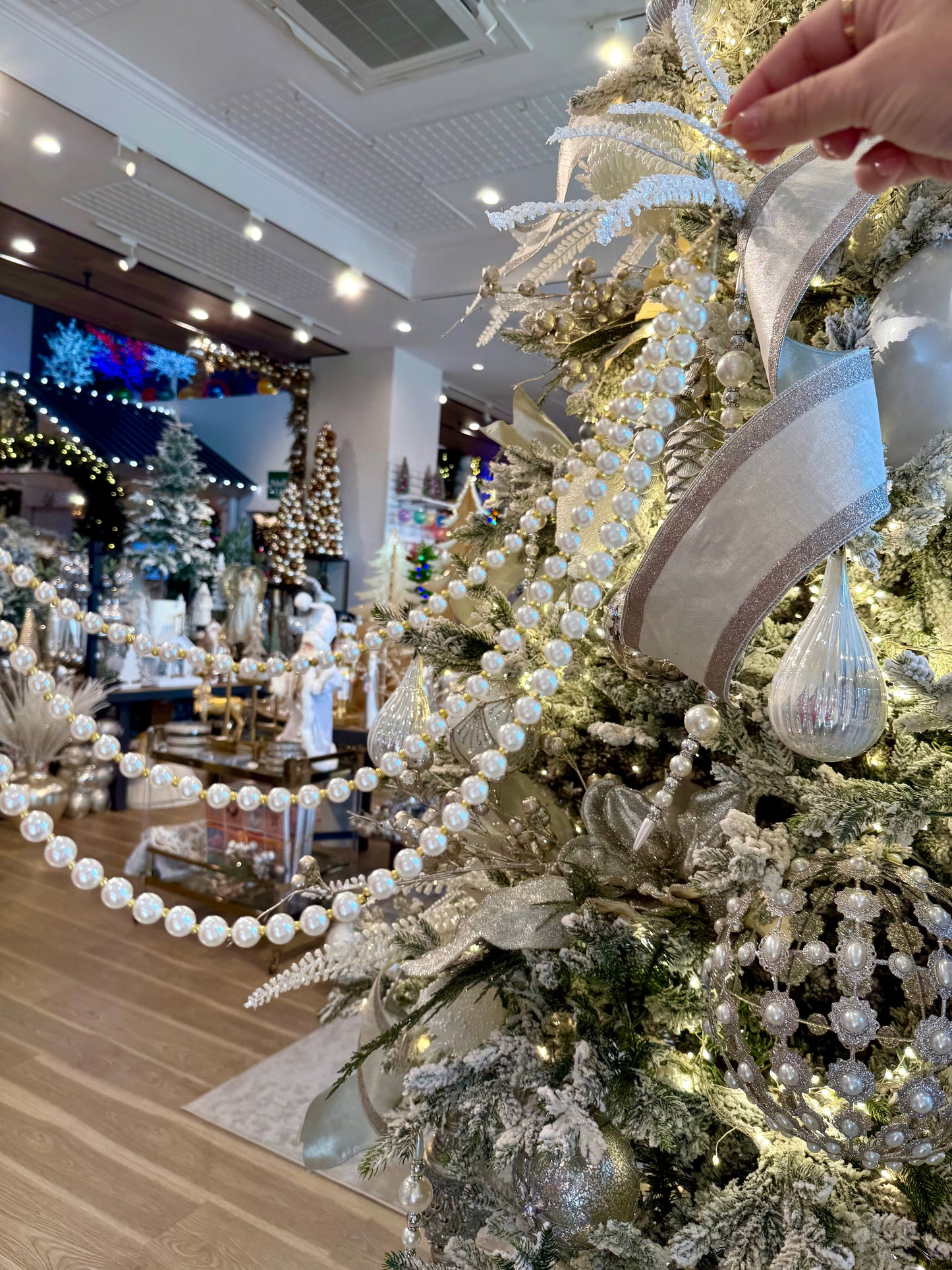 20" Layered Pearl Garland