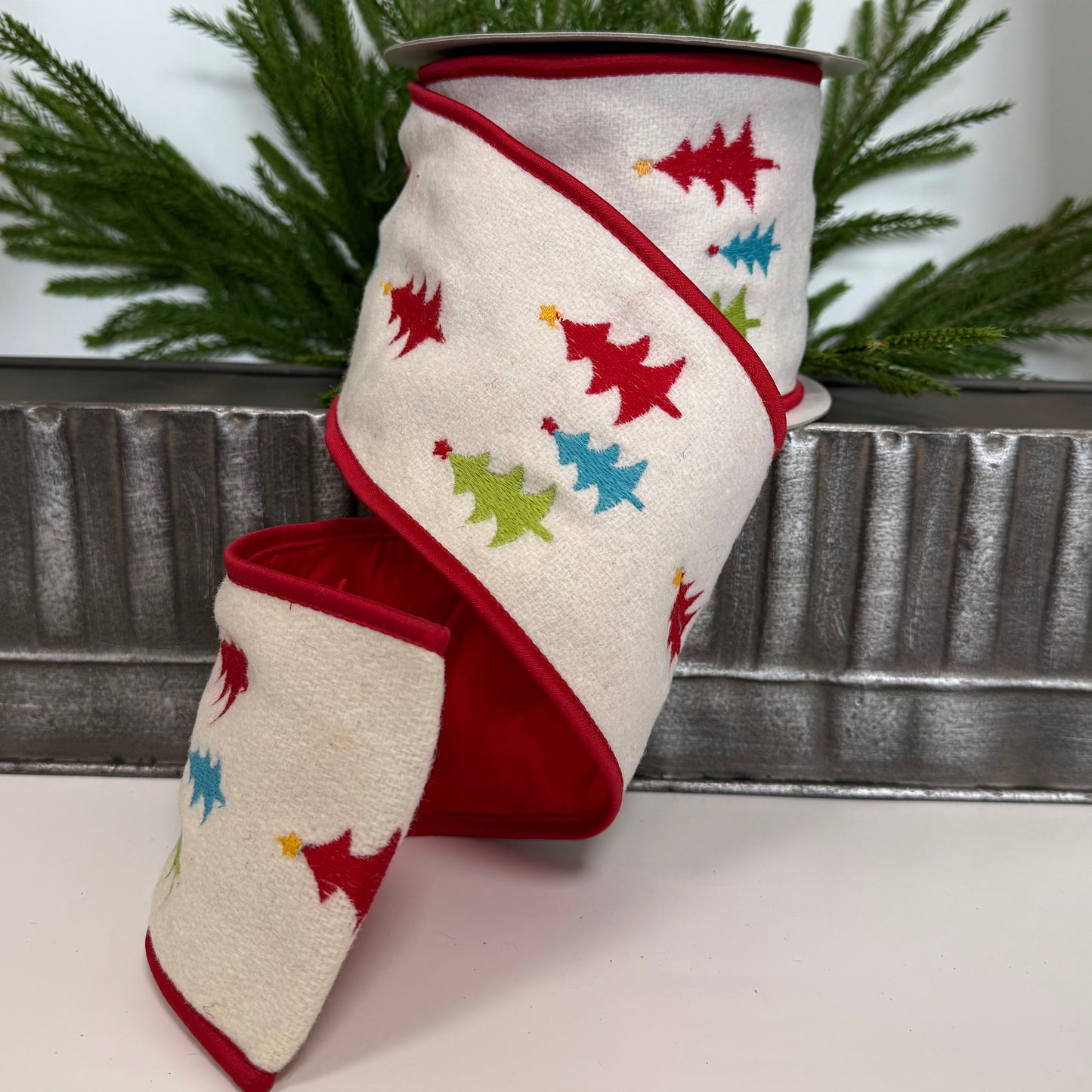 4" X 5Y Embr Tree/Star Wool Felt Ribbon