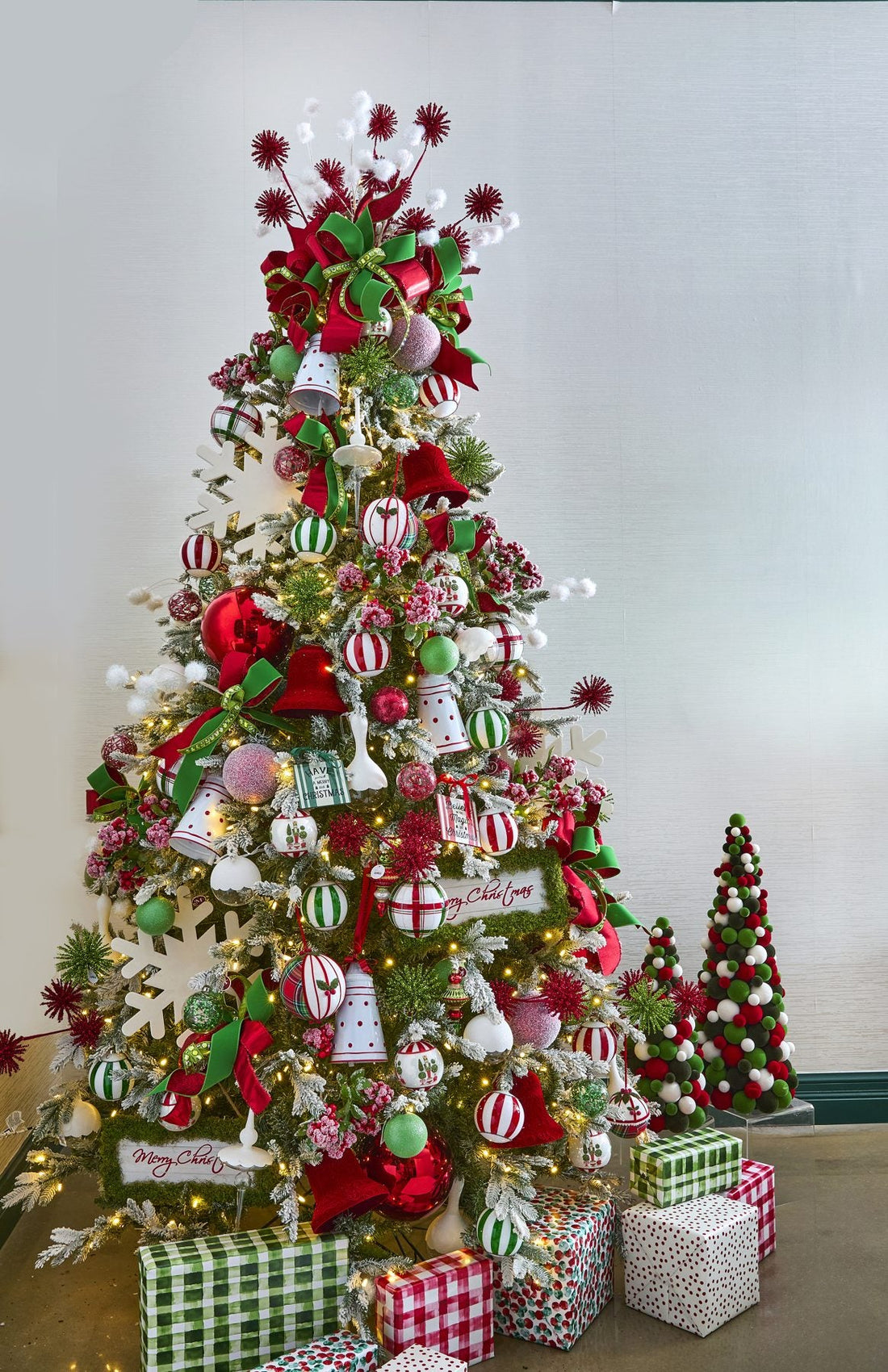 Merry & Bright designer tree