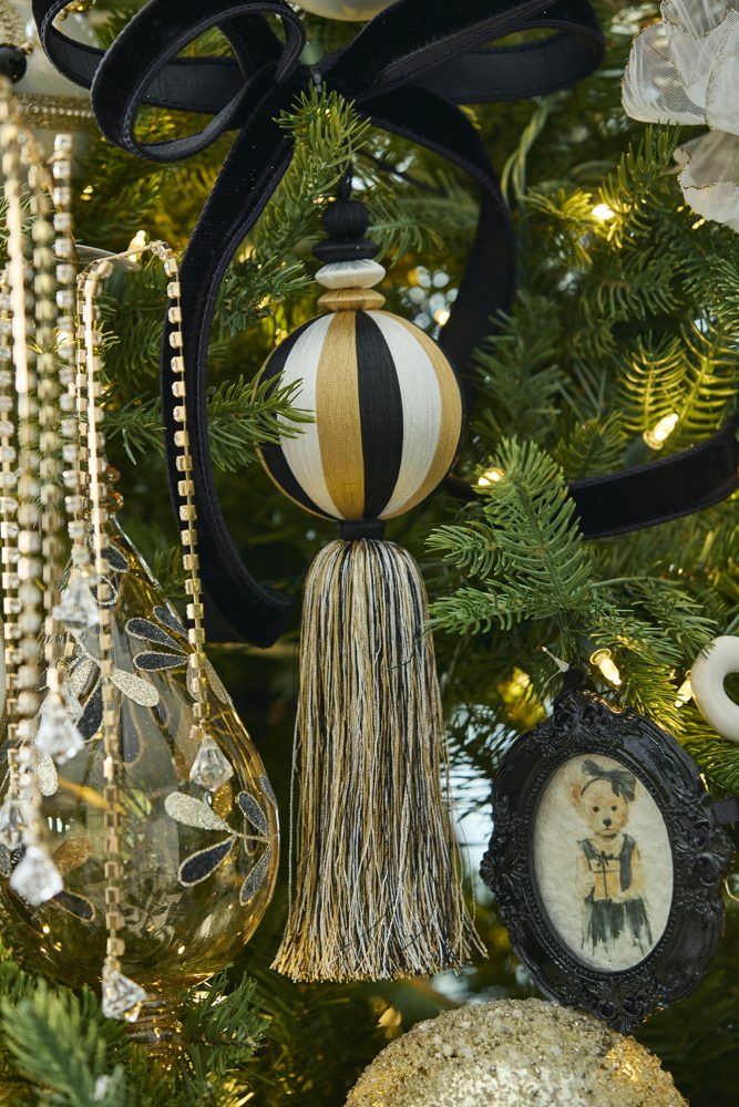 Midnight Majesty designer tree collection